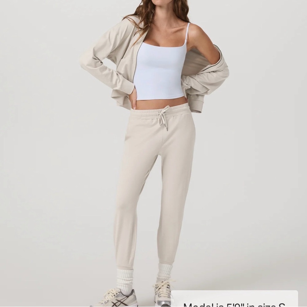 Vuori Halo Performance Joggers Heathered Ecru
